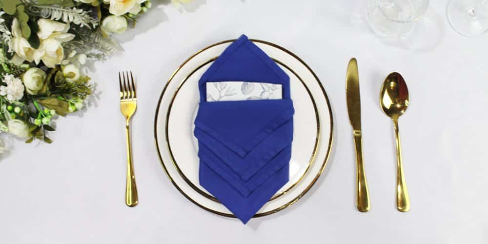 Learn How to Make a Diamond Napkin Fold Envelope For Cutlery